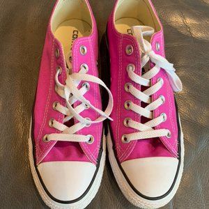 Converse Low-Top Chucks M7/W9 Magenta